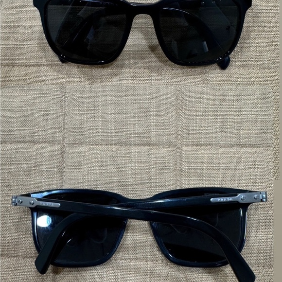 Prada Authentic 02T 02 1AB-0A7 Black Sunglasses PR02T - Picture 1 of 9